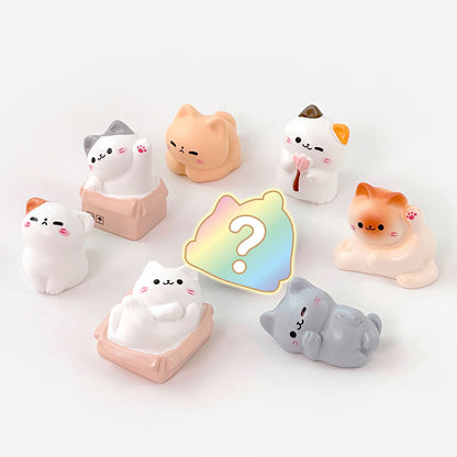Random Cozy Cat Miniature Figure